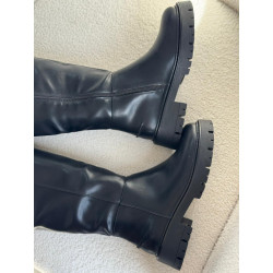 Bottes hautes plates